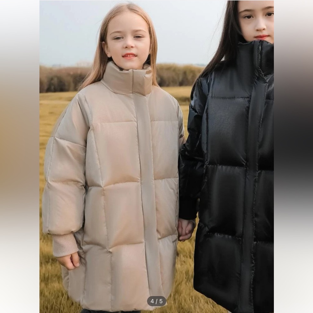 Girls cream iridescent metallic SHEIN puffer coat. Sz 10 (EU140). Gently Used.